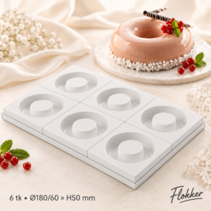 Kuus silikoonist Savarin-tordivormi Ø180/60 × H50 mm alusel ja valmis glasuuritud rõngastort