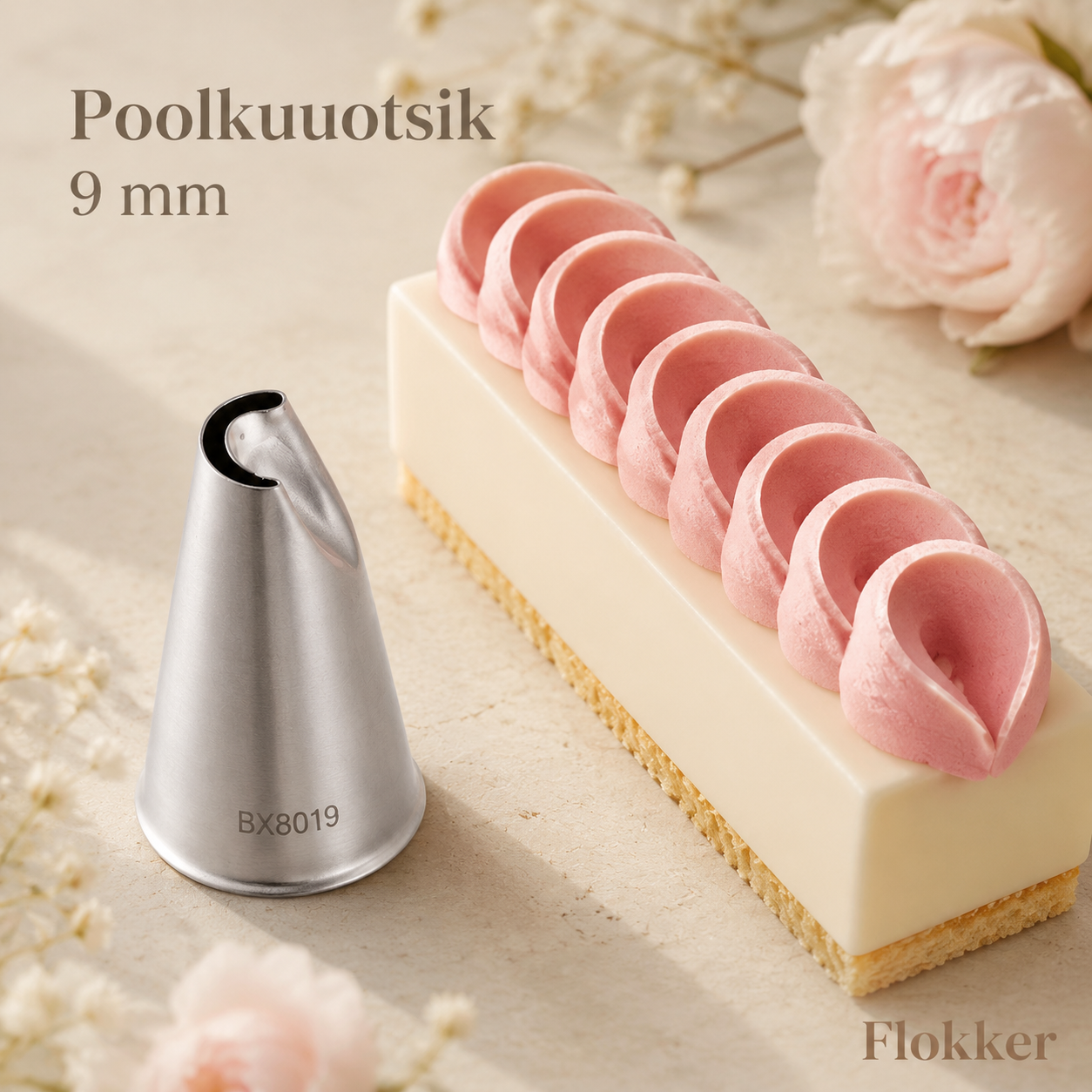 Poolkuuotsik BX8019 ja sellega tehtud roosad kaarjad kreemivoldid