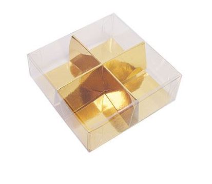 Läbipaistev kinkekarp 4-le kuldse põhjaga trühvlite ja maiuste jaoks