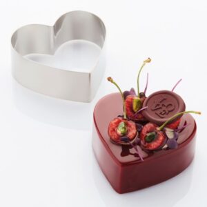 Südamekujuline roostevabast terasest tordirõngas Ø12 cm